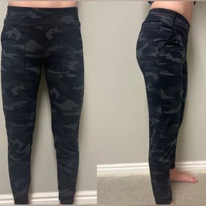 Athleta Joggers Camo!